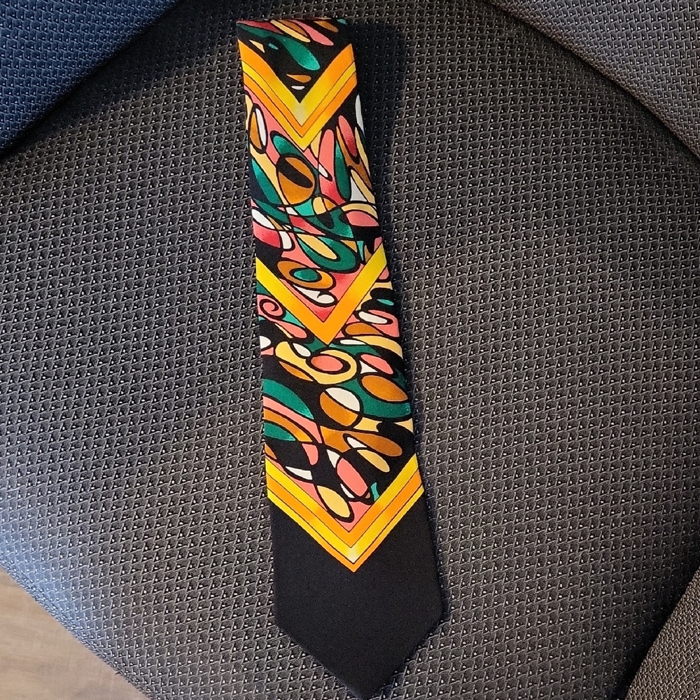 Colorful Patterned Men's Tie